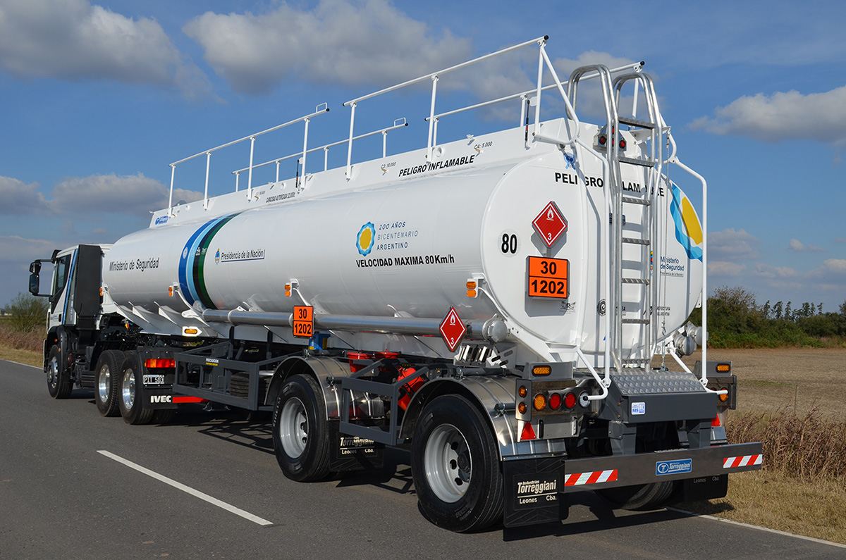 semirremolque-transporte-carga-liquida-a